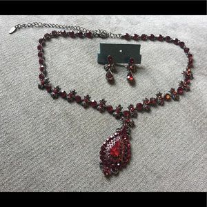 VCLM Red necklace and earring costume jewelry set